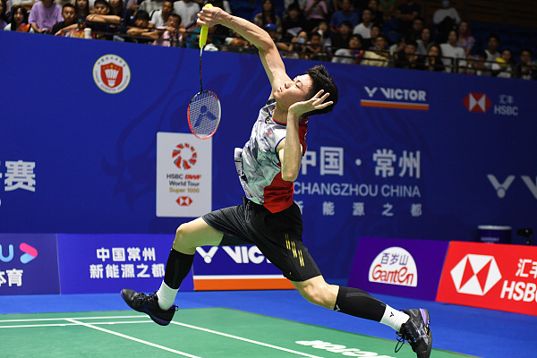 和稳健表现 和稳健表现